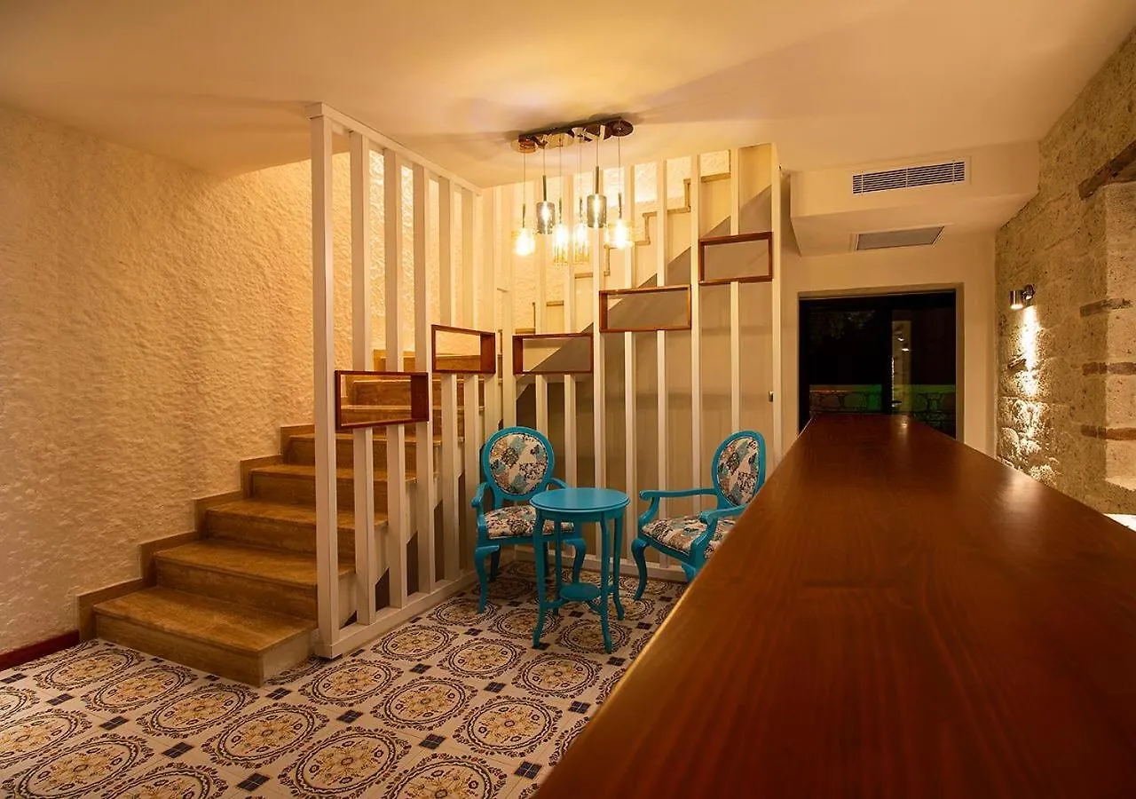 Amour Alacati Boutique Hotel 0*,